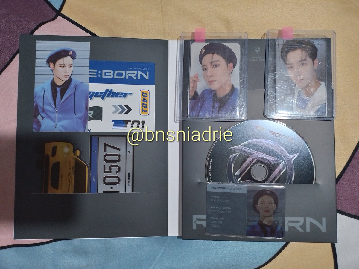 bnsniadrie's tweet photo. wts lfb ph to1 unsealed album

• ₱300
• w/ free running toogether
• intl buyers with ph address ⭕️

# reborn version kyungho woonggi set realize real jaeyun chan donggeon jisu chihoon minsu jerome 티오원 재윤 경호 제롬 민수 웅기 제이유 지수 치훈 찬 동건

#nariesells https://t.co/5PWoBlpxNG