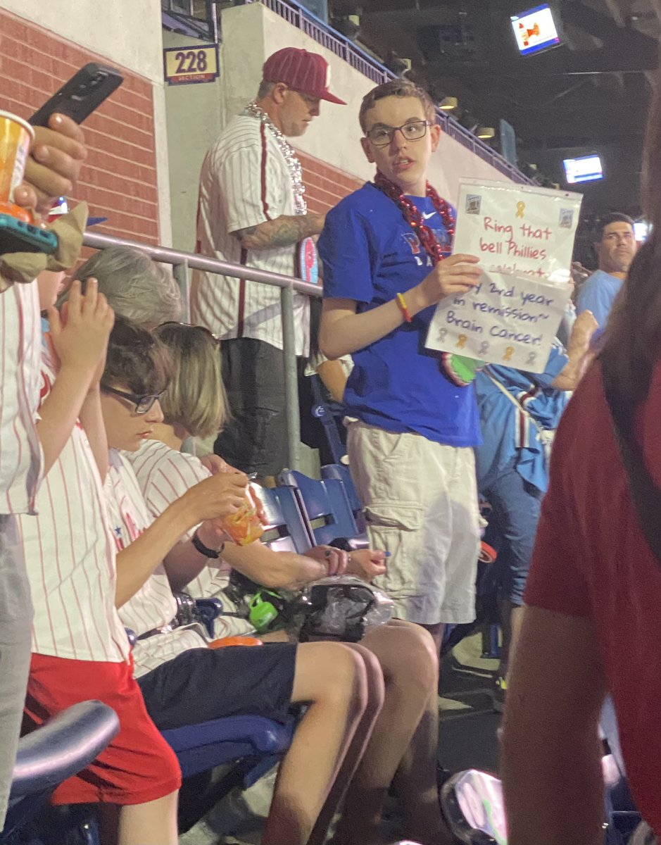 LynneDubler's tweet photo. @Phillies @PhilliesCBP #RingTheBell  this kid needs some love tonight 227 row 6 seat 7 https://t.co/eToM7Lx0fR
