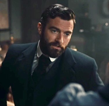 letlightin09's tweet photo. @BintRowsa @jerseymaedchen @Haze_pgLeo @CAFarmersDtr @LynnyBright WHO GAVE THIS MAN PERMISSION TO BE THIS HOT? 🔥🔥🔥
#WilliamFile
#ThatCurl https://t.co/N09UOIjwe6