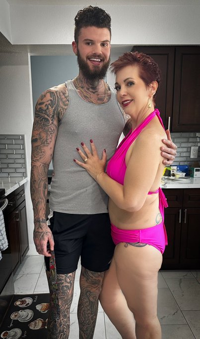 Welcome to the stepson club @inkfit_!! HOT scene coming soon! https://t.co/8KqmODYUaT<a class="tags" href="/tag/inkfit_">@inkfit_</a>