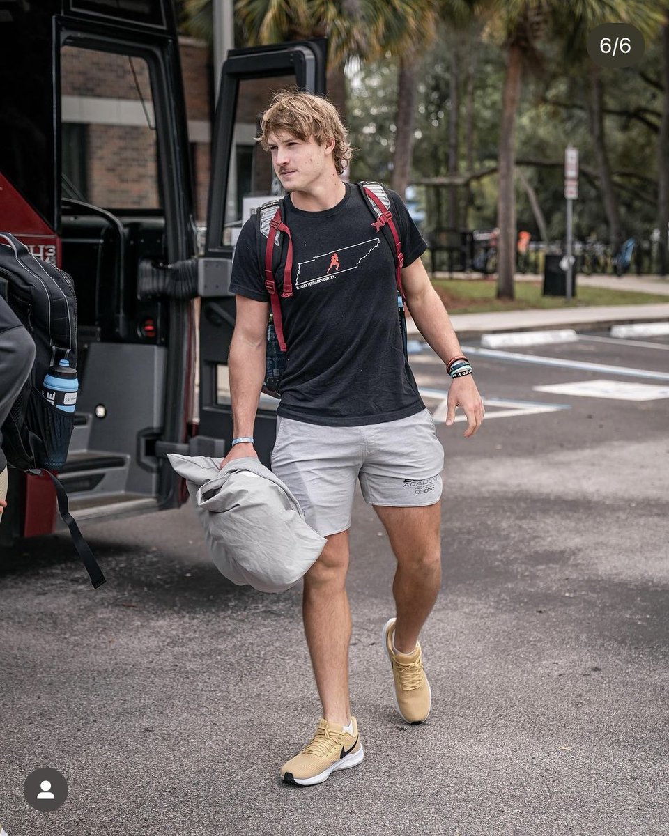 FSU QB <a href="/Brock1Glenn/">Brock Glenn</a> reppin the brand <a href="/QBCountry/">QB Country</a> ‼️ 

Go crush camp Brock.