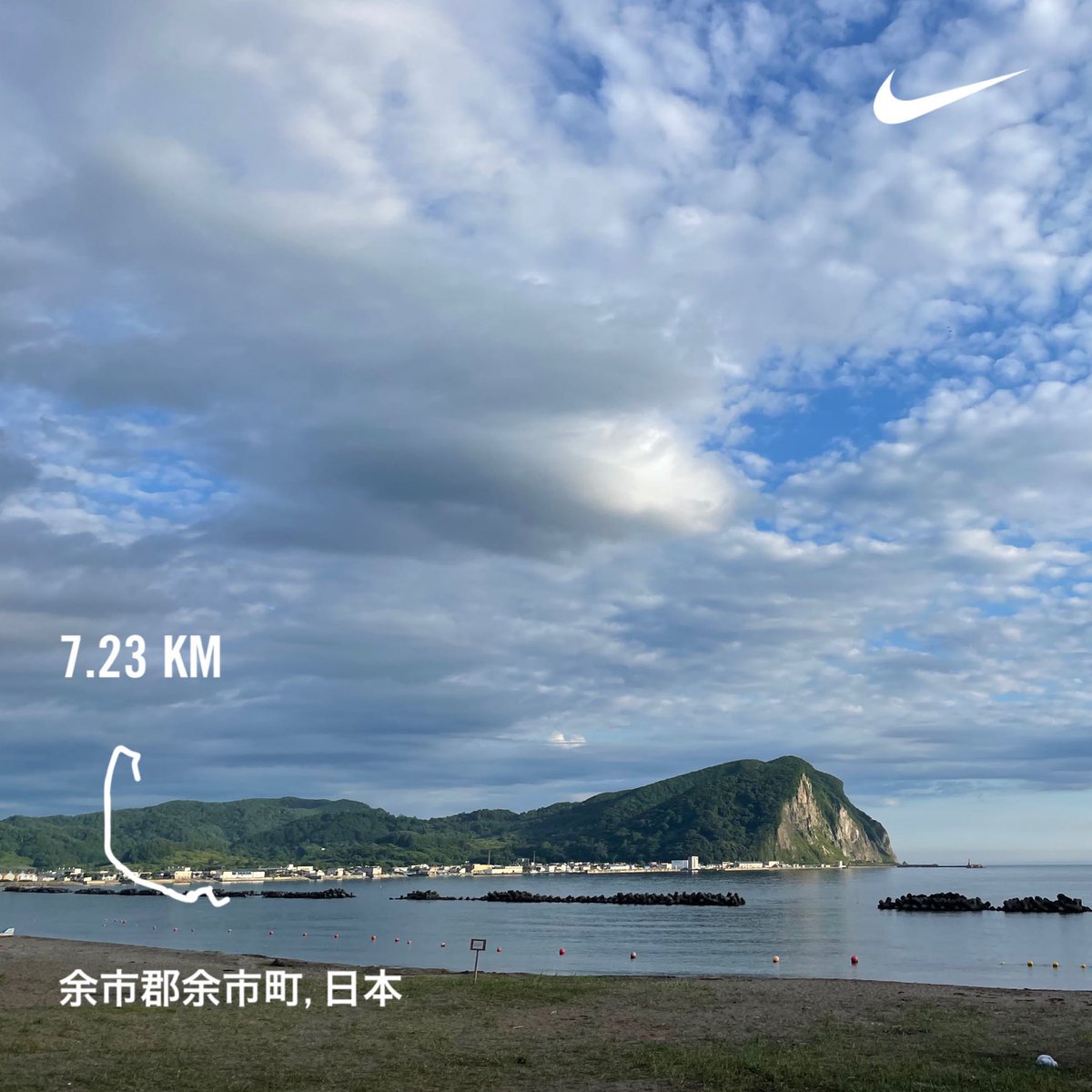 hineyoko's tweet photo. 流れる様に汗が出る。最後に飛び込む海が最高。走って、泳いで、充実スタートの1日。#jumpintowater #runandswim #heat #MorningRuns #running #beautifulmorning #Hokkaido #朝ラン #ランニング #余市町 #北海道 #weekdayjoy #beforework https://t.co/hylXp1aCVG