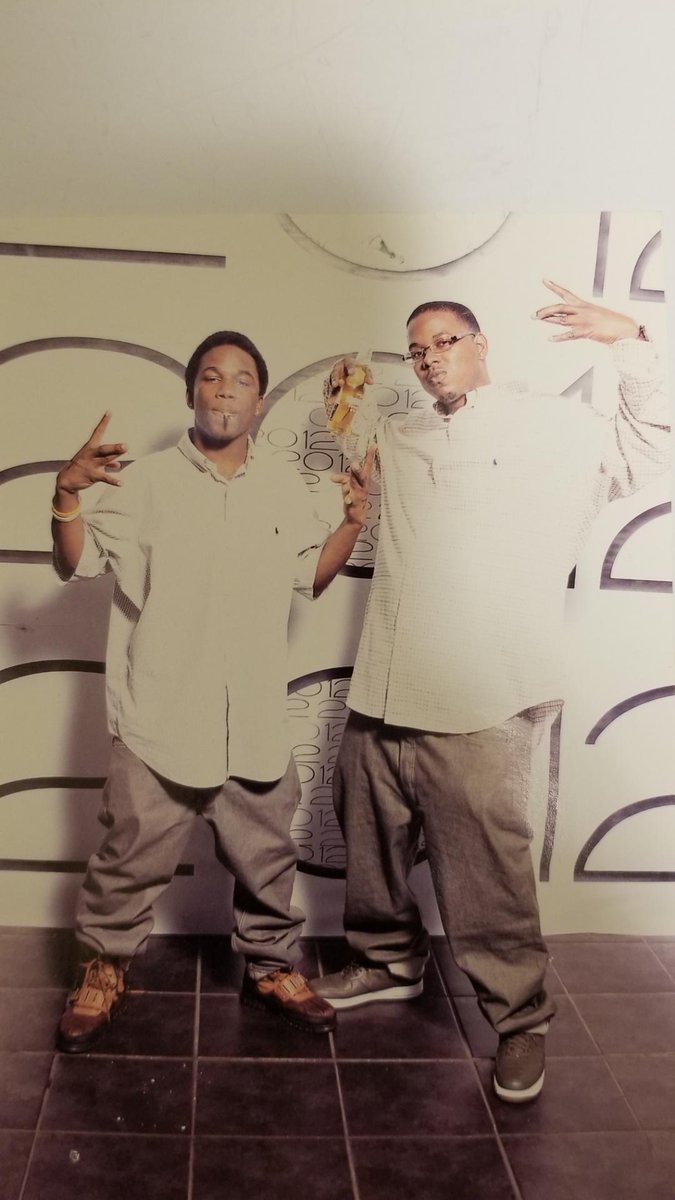 ogturt251's tweet photo. LOOK AT WHAT MY BROTHER SENT ME!!! #CLUBPURE #2012 https://t.co/1v9UpbS3Ev
