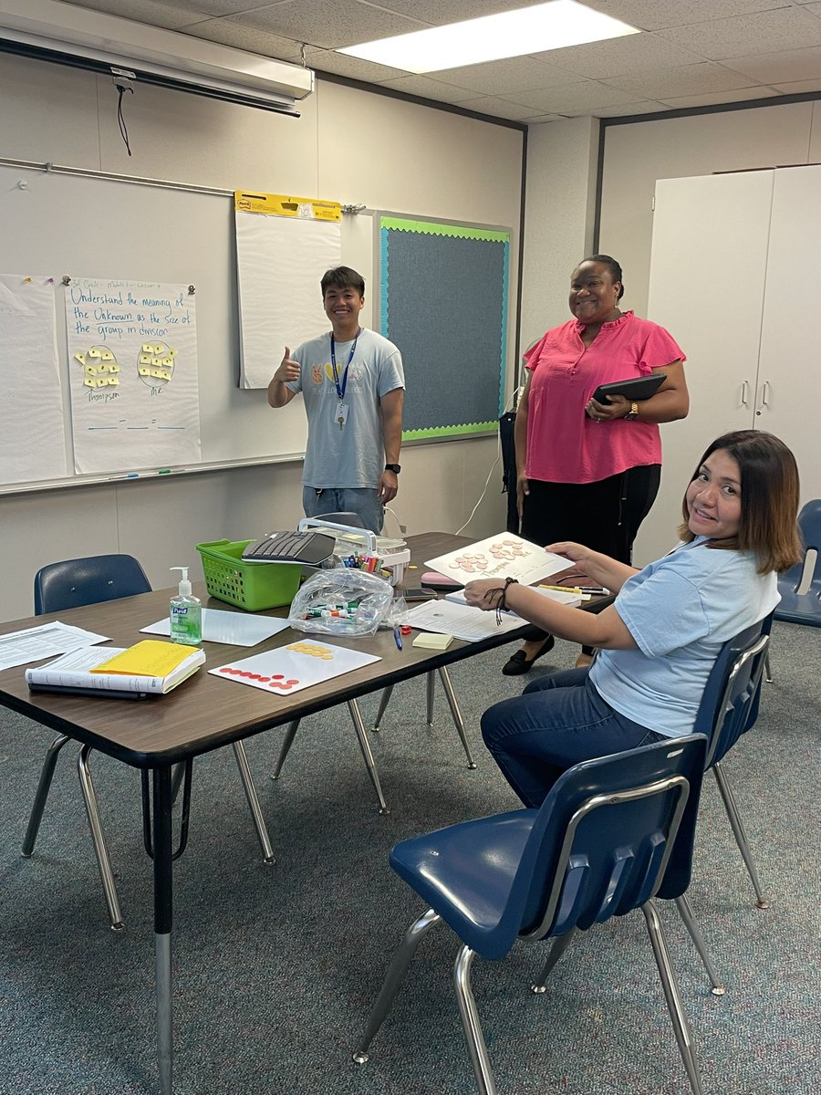 Erica Thompson tweet media