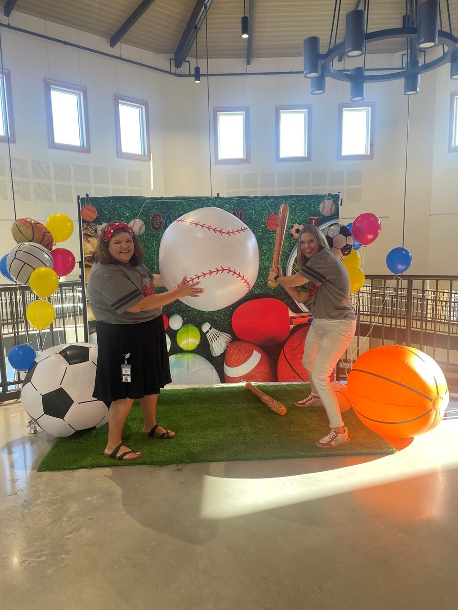 Mrs. Hammond and Mrs. Miller are so excited to swing into the 2023-2024 school year! We have no doubt this year is going to be a homerun for #TeamHerff! Here is to the #bestyearever!