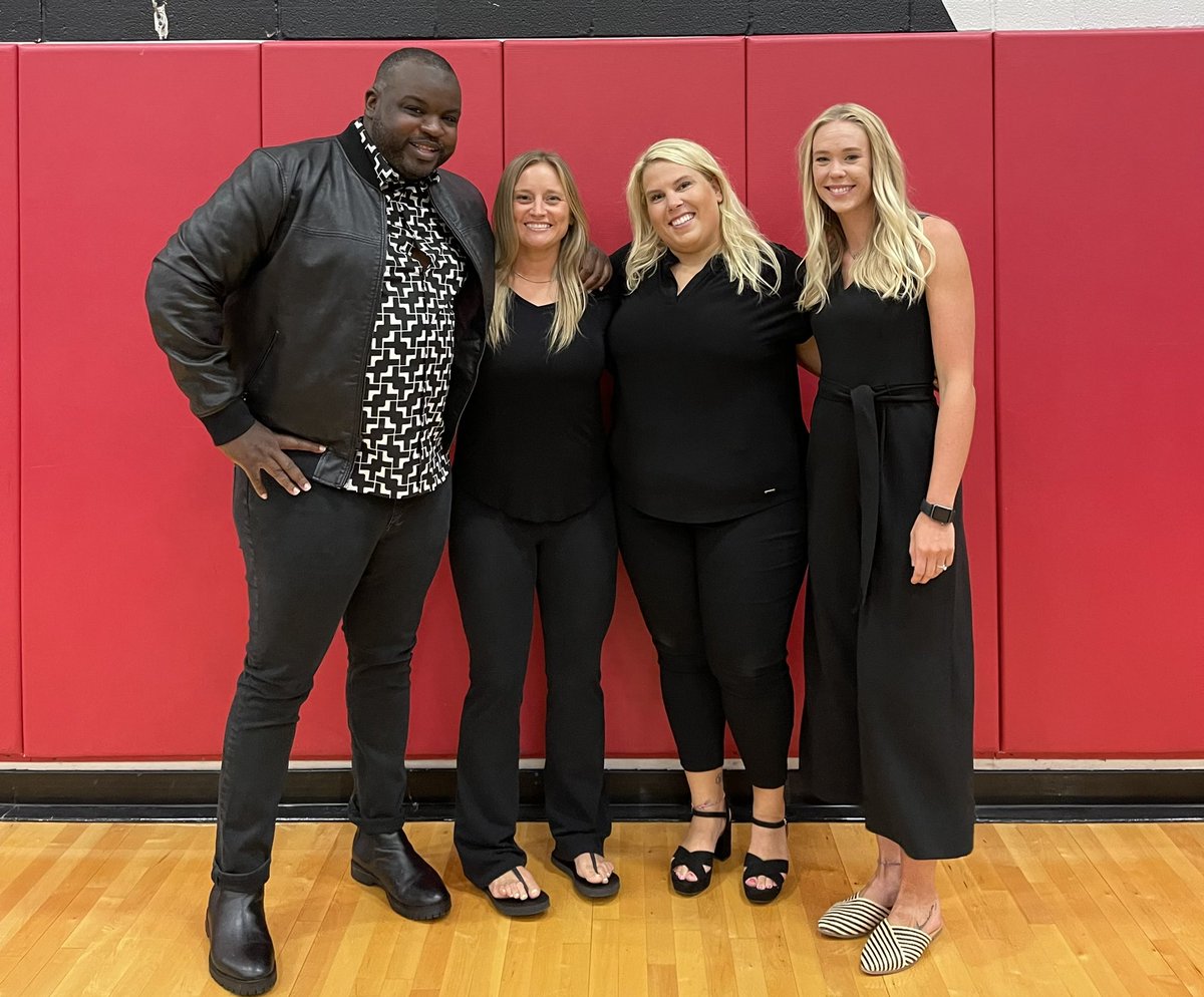 VB_CHHS's tweet photo. We had a GREAT media day with @Cedarbrookmedia. Thank you for your time and we can’t wait to see your final work!  ❤️🐾🏐 https://t.co/E8ygxnpkfD