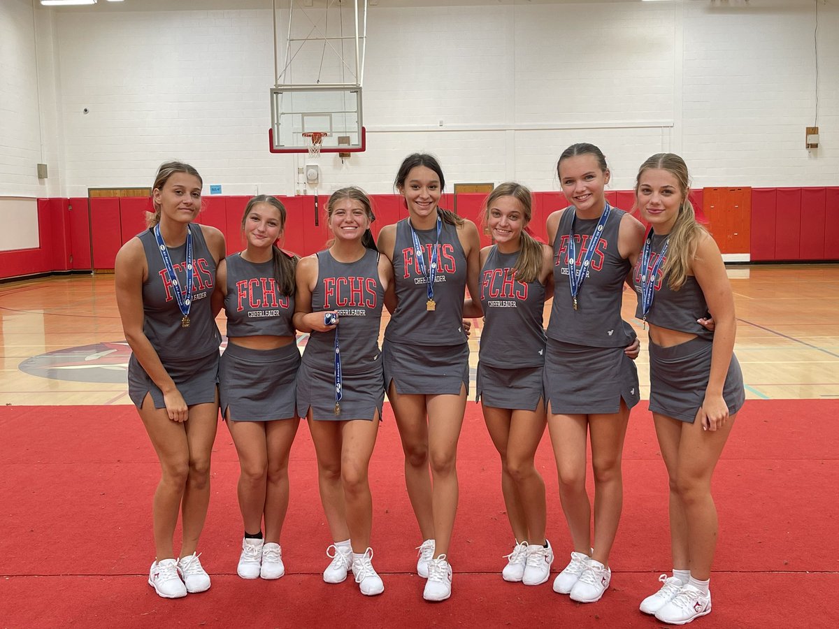 FoxChapelCheer's tweet photo. Day 3 of UCA stunt camp was a success!  Thank you to our instructor Sydney!! Alex, Trista, Sophie, Mare, Mia, Fiona and Cate - made All American!!  Congrats girls!!!! https://t.co/w8Nj8Ar98S