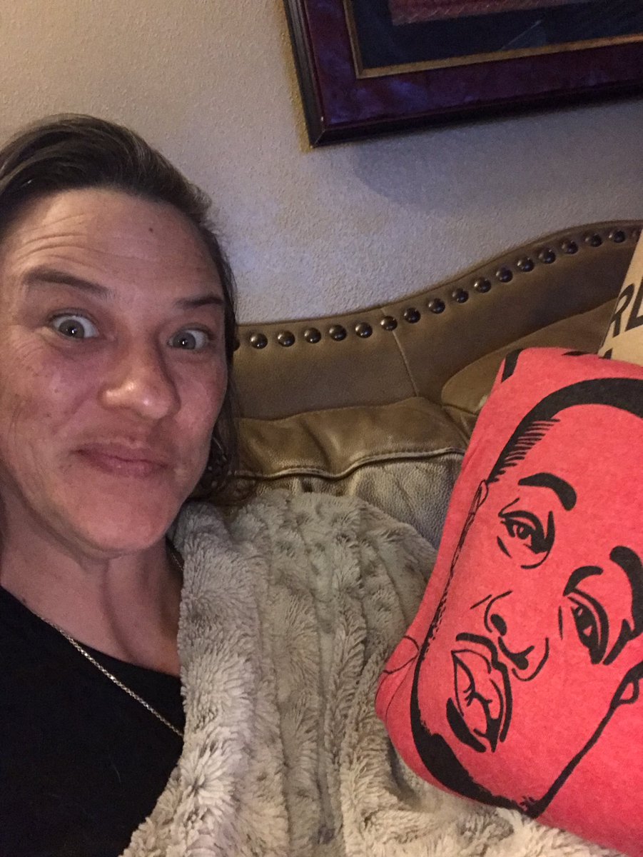 A.L.Hunt tweet media