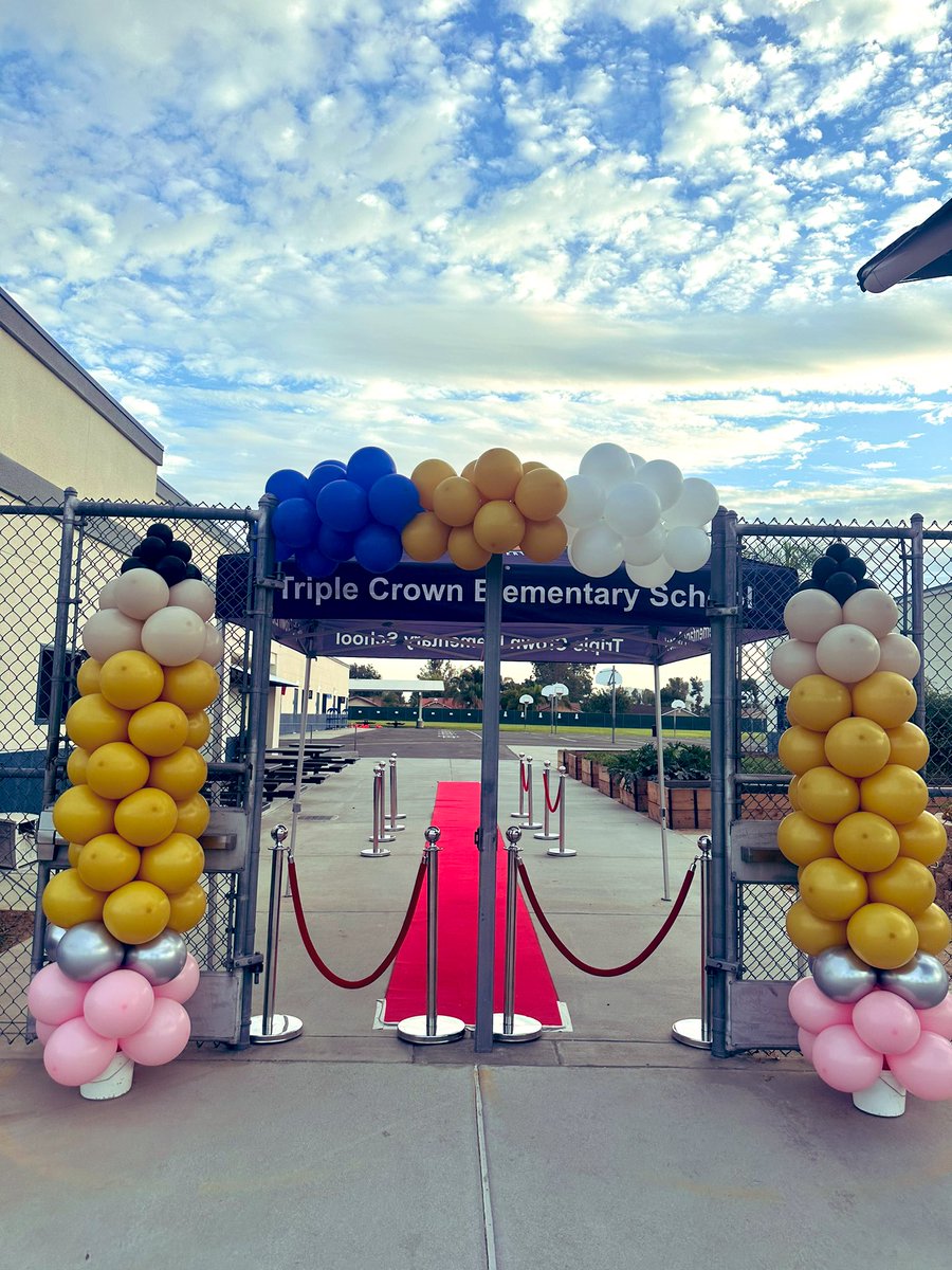 TripleCrownEl's tweet photo. More first day of school pics! Such a fun day! #vvfirstday23 #TCEpicAdventure #BeEpicColts #coltpride @ValVerdeUSD @mrs_seagrave https://t.co/qHd8RxCToO