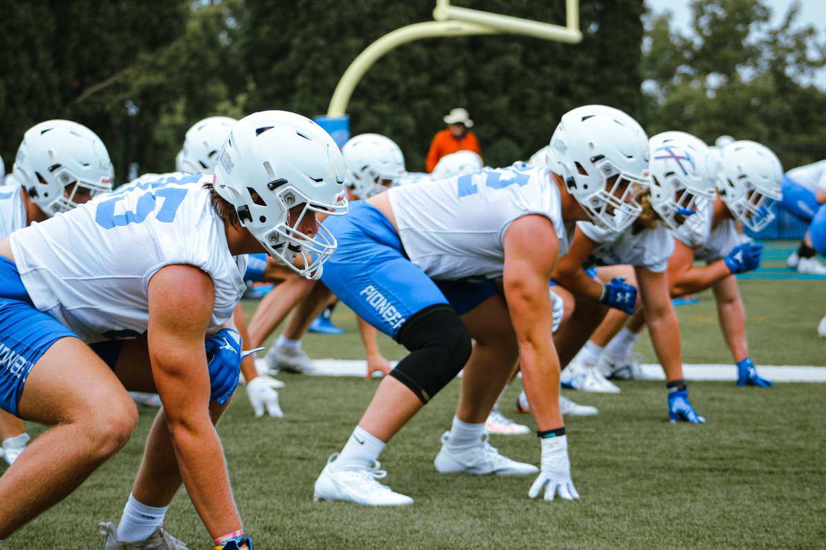 UWPlattFootball's tweet photo. Fall Camp is in full Swing! ⛏️⛏️ Practice 1 ✔️ #SwingTheAxe https://t.co/bTvXe3D1UX