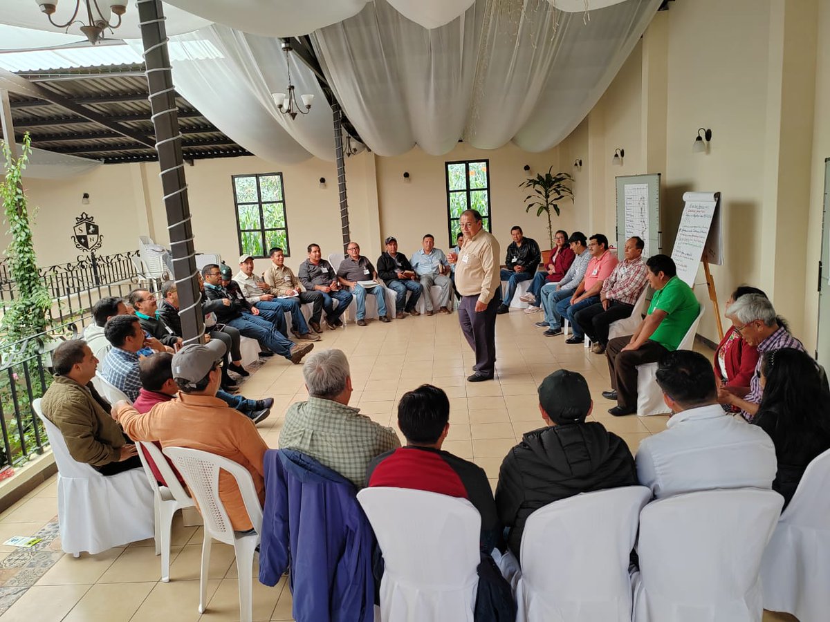 MagaGuatemala's tweet photo. Personal del #MAGA en San Marcos recibieron el taller sobre desarrollo económico local y empresarial rural inclusiva. Esto en el marco del Programa Fortalecimiento Institucional para el Desarrollo del Altiplano Marquense #FIDAM. https://t.co/cxoiLt3OJ4