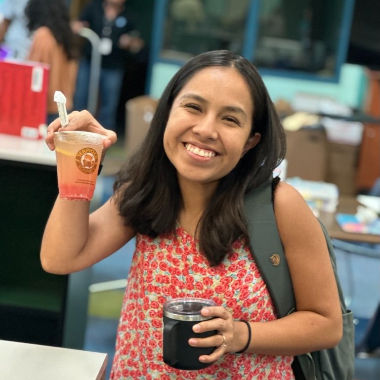 WidenElementary's tweet photo. π Big shoutout to Teapioca Lounge (Southpark Meadows) for their incredible generosity in donating these mouthwatering boba teas to our hardworking staff. Your kindness fuels our spirits and taste buds! π₯€π #ThankYou #TeapiocaLounge #aisdjoy @WeAreAISD https://t.co/28ysG4wQnD