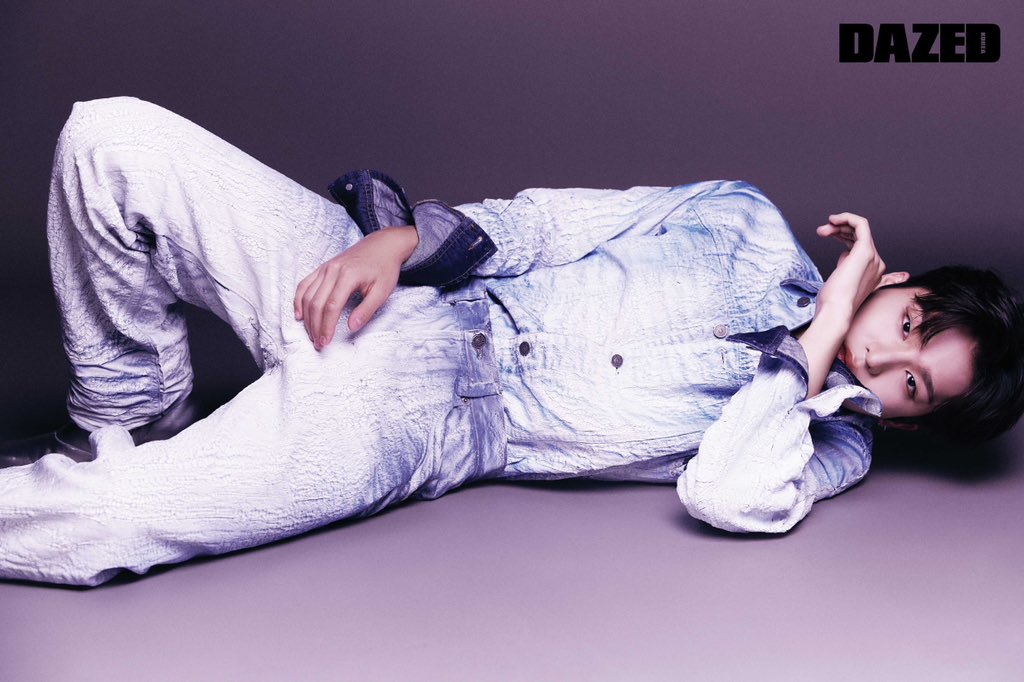 FIND OUR TREASURE

이미 충분하지만 더 새롭게 빛날 걸 알아.

It's enough already, but we know it'll shine more anew.

#트레저 #TREASURE

더 많은 화보와 기사는 <데이즈드> 폴 에디션에서 만나볼 수 있습니다.