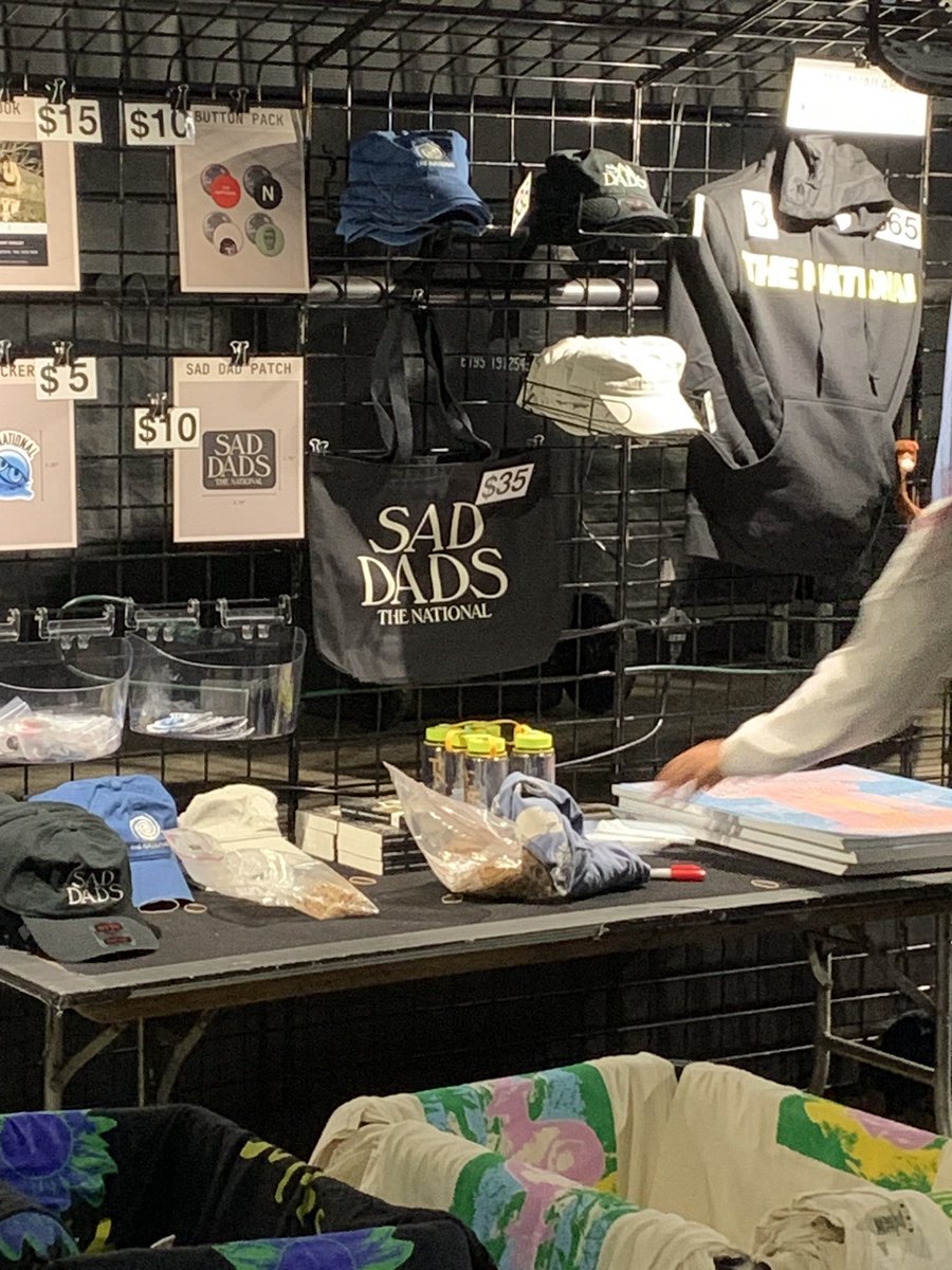 612sunnyD's tweet photo. Hey @johnmoe - picking up one of these tote bags at the @TheNational show tonight? #saddadbands https://t.co/4wuIirPv1S