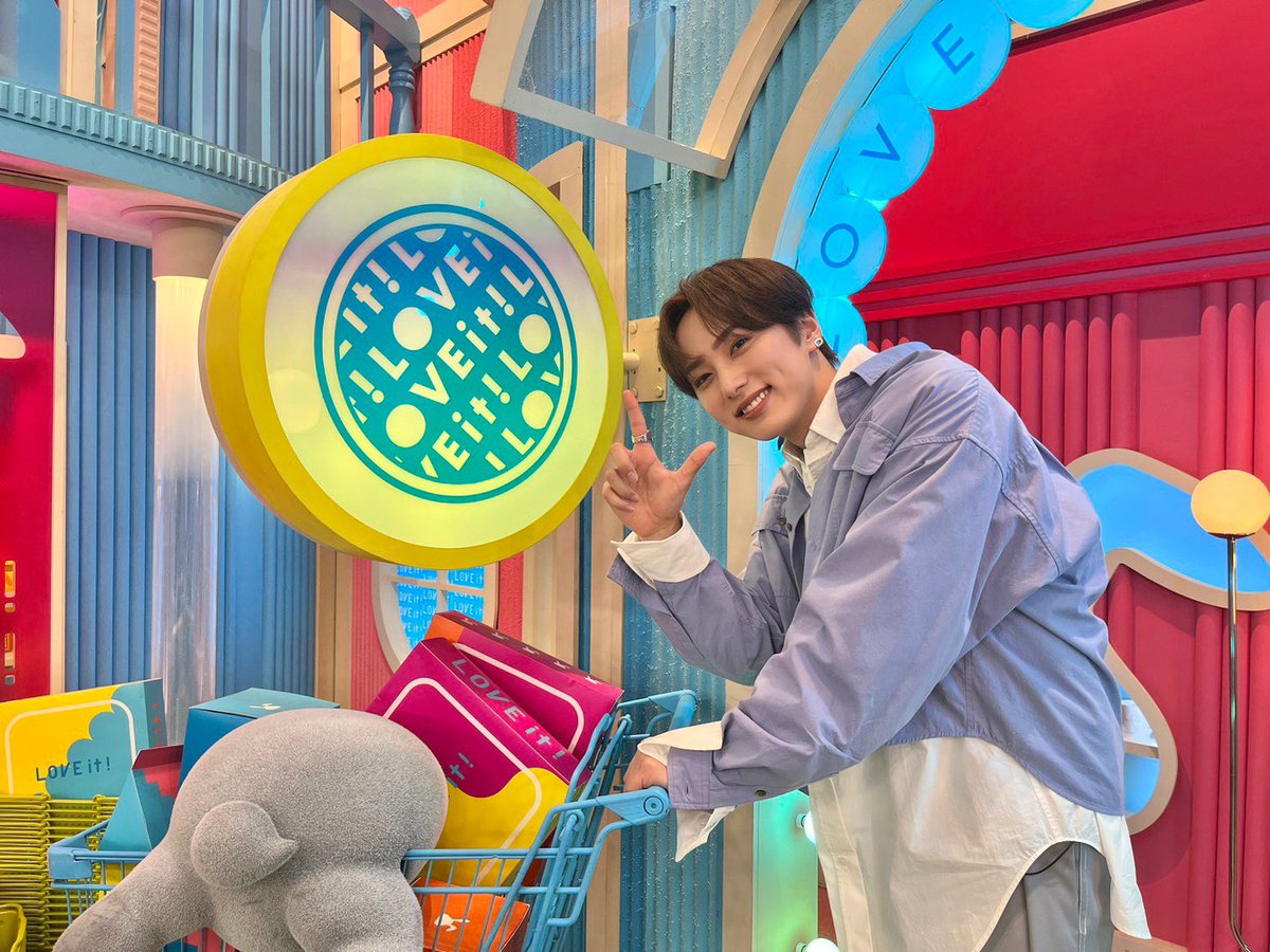 official__INI's tweet photo. TBS #ラヴィット！
尾崎匠海が出演させていただきました！

ありがとうございました！

#INI #尾崎匠海 https://t.co/Oye2tAAZ19