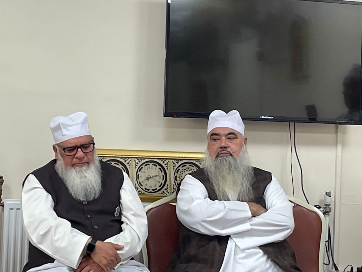 WadiAzizSharif's tweet photo. Mehfil e Zikar Khuda Wa Milad e Mustafa ﷺ
At:Islamic Centre Stockport Manchester UK 
Chaired by:Mehboob Al Mashaikh Hazrat Khawaja Mehboob Elahi sb
Tajdar e Wadi Aziz Sharif chiniot
#naat #zikir #uk #birmingham 
#youtube https://t.co/y1S67U1v4w
#WhatsApp 
https://t.co/UHtWl13Sjp https://t.co/NTxeUOZtHv