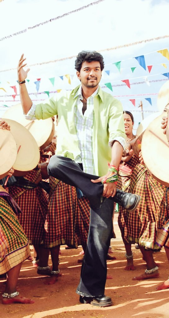 robansobi's tweet photo. ᴍy ꜰᴀᴠᴏʀɪᴛᴇ ᴍᴏᴠɪᴇ @actorvijay #ThalapathyVijay #Tamil #movies https://t.co/eWL8bijCcw