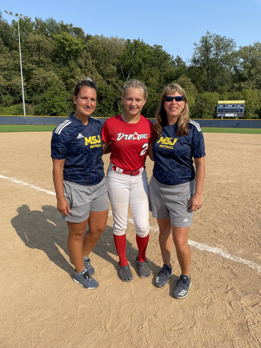 shelbyrakosky2's tweet photo. I’m excited to be a Lion!! @Coach_Goderwis @IndyDoran @MSJSoftball @HittingJw @dee11davis @DreamsIndy @IndyDreamsSoft1 https://t.co/OUgBx1Rn3I