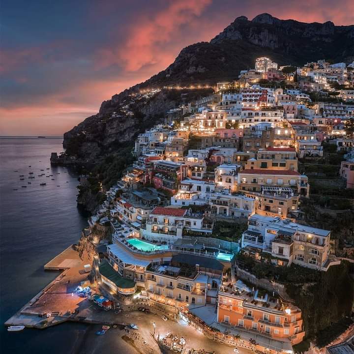EstiloMDF's tweet image. Positano, Costa Amalfi - Italia 🇮🇹