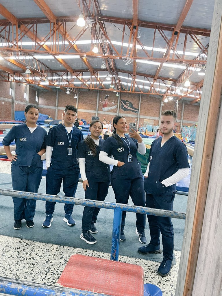 paula08turca's tweet photo. Ya empece practicas y a pesar de los nervios estoy Amando el proceso https://t.co/8SBrPvBooK