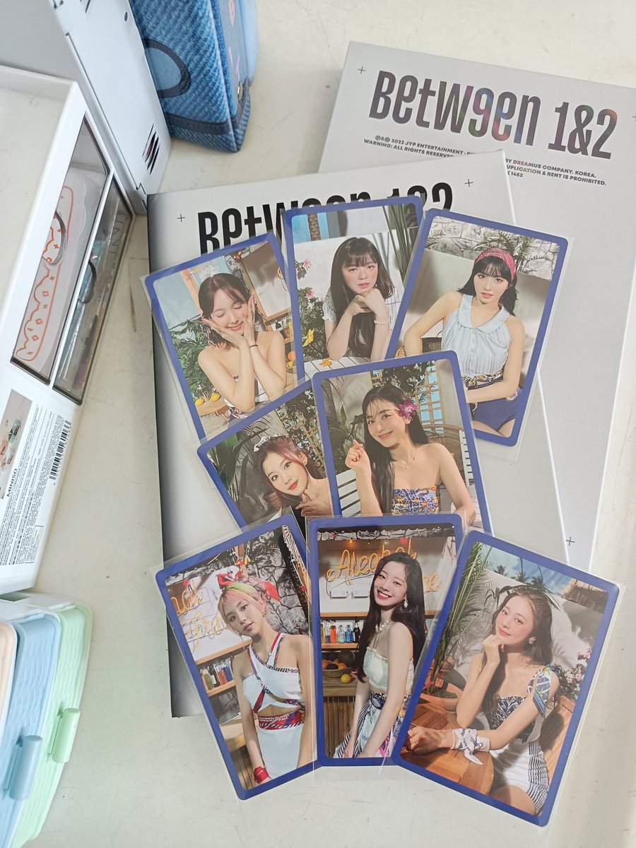 once_a_bunny's tweet photo. #hannsells 💭
⤿wts lfb help rt ph
— twice ready to be in Bulacan Day 1
— 1 UBOX C PREM 423
— Row 124, Seat 478
—w/ FREE unsealed album
—Free poster and pob set
—rfs extra ticket
—dm to claim
rtb concert ubc prem #TWICE_5TH_WORLD_TOUR_BULACAN #TWICEINMANILA #TWICEINBULACAN https://t.co/j2ZHsFRcxu