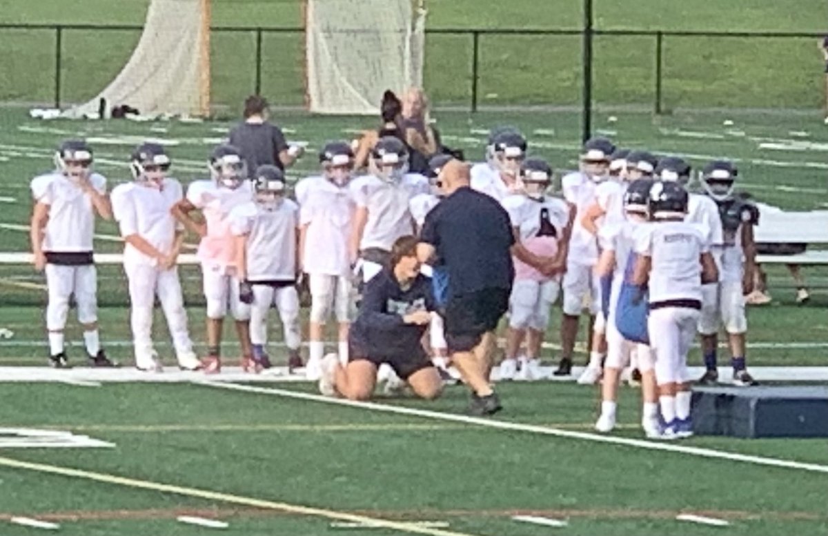 joe_mange's tweet photo. Randolph Bulldogs today, RAMS tomorrow. 🏈🔨💪. Love the fact that Dean loves giving backing. Thank you Bob Baumwoll and he ❤️ ‘ed working with the kids. 

@GBaumwoll @Coach_Nahan @COACHCONBOY75 @Coach_Scali @AthenaPetroulia @dean_mangio https://t.co/wLLMBjYDvS