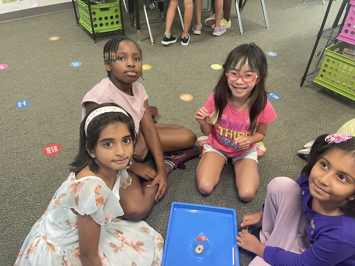 Nicki_Fig's tweet photo. We had a great first day! Students even got to experience a STEAM challenge! #ourFISDstory #McSp_STEAM @McSpeddenES https://t.co/o9mjqvRAOw