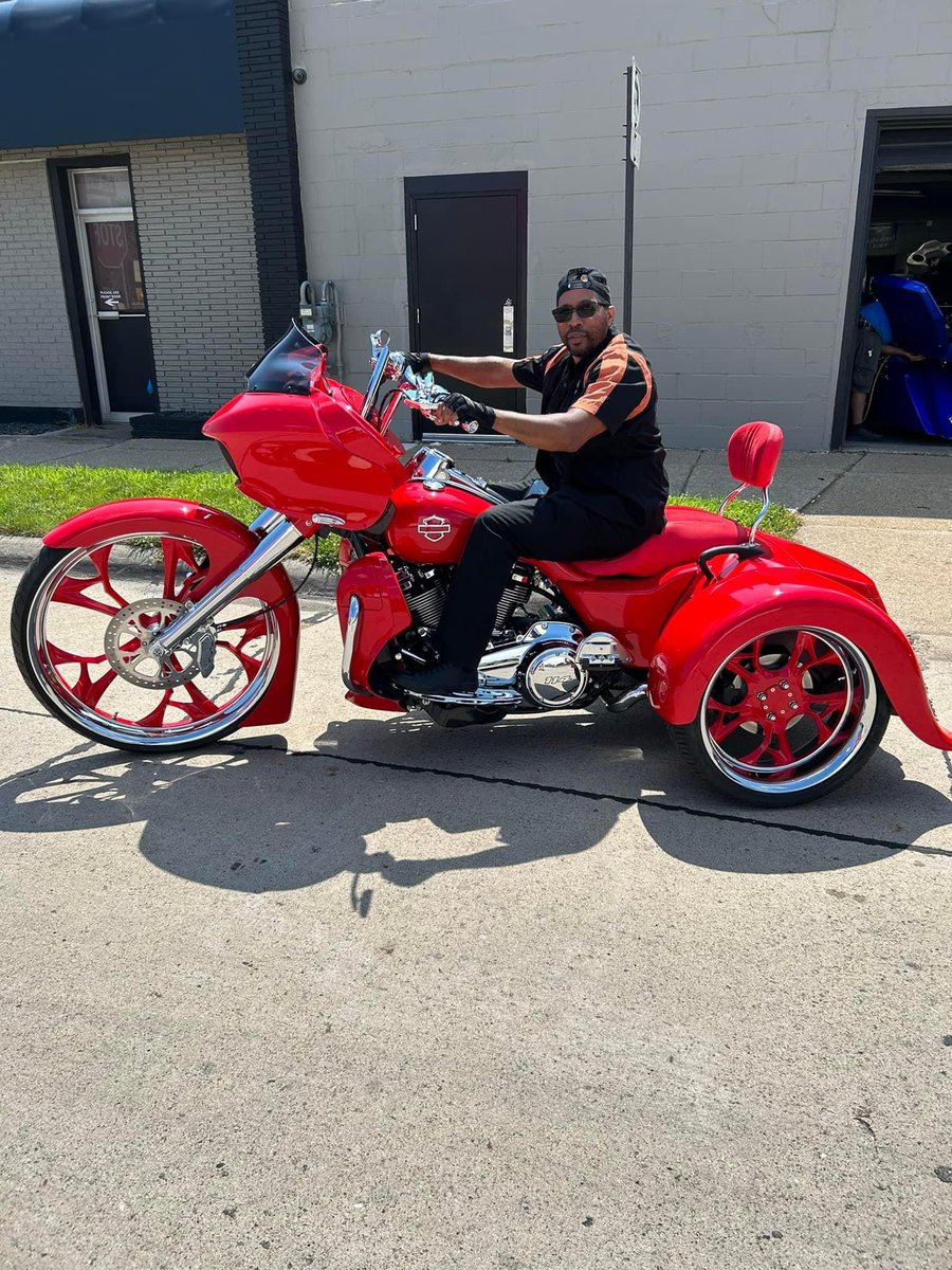 SINISTERWHEEL's tweet image. Our #Icon Wheel
. On a Sick #freewheeler
. Build by @detroit_choppers 
. Always pushing the envelope #ridethebest

. #bigwheel #trike #freewheeler #kingoftrike 
.
. Check out more at
sinisterwheel.com