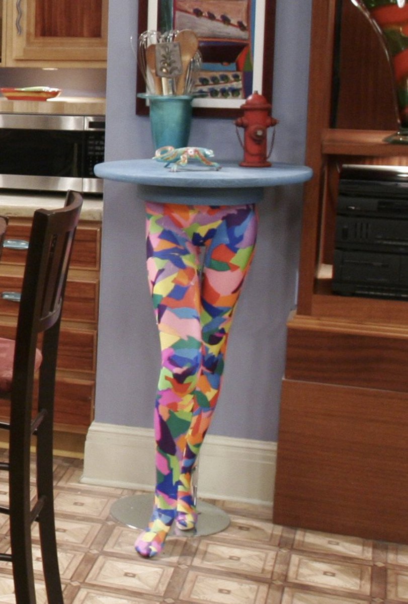 I need hannah montana’s lgbtq leg table