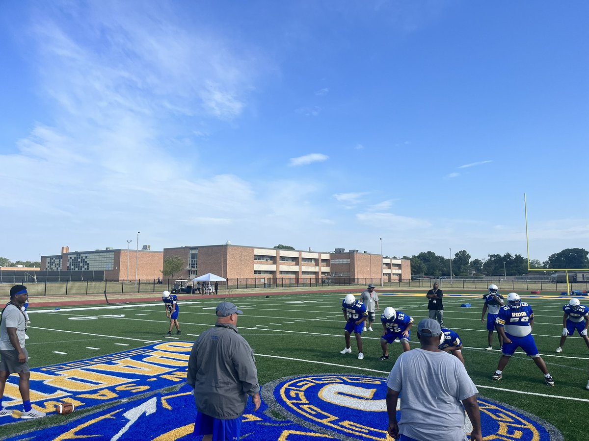 _SpartaFootball's tweet photo. Building the Foundation Grove Side https://t.co/jwqR6Ywzep