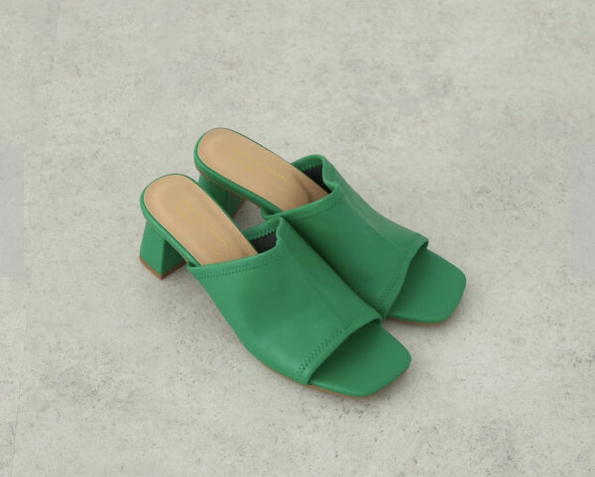 eririn043's tweet image. 夏のサンダルゲット✨
earth music&amp;amp;ecologyでSALE中だったから、思わず3足買ってしまった😁
履くの楽しみ😊
 #サンダル #earthmusic&amp;amp;ecology