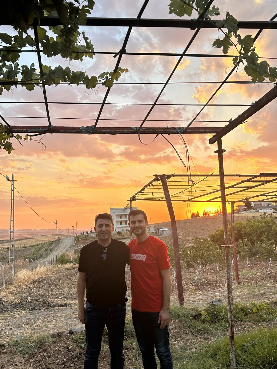 Sorumluluğu altına girdiğin her görevi başarılı bir şekilde yaptığını görmek,ailen olarak bizi her zaman  gururlandırıyor.Yeni görevinde başarılar canamcam 🧿🙏🏻 <a href="/sefikaygol/">Şefik AYGÖL</a>