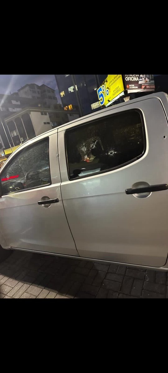 Carlos Vera tweet media