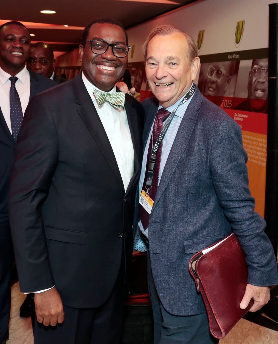 akin_adesina's tweet photo. Prof. Gordon Conway was a phenomenal leader. Served as UK’s Chief Scientist, Vice Chancellor, University of Sussex, President, Rockefeller Foundation etc. Above all, he was my boss. He hired me to the ⁦⁦@RockefellerFdn⁩. So proud of you Chief! I love you boss.❤️RIP. https://t.co/WsF49NLdRh