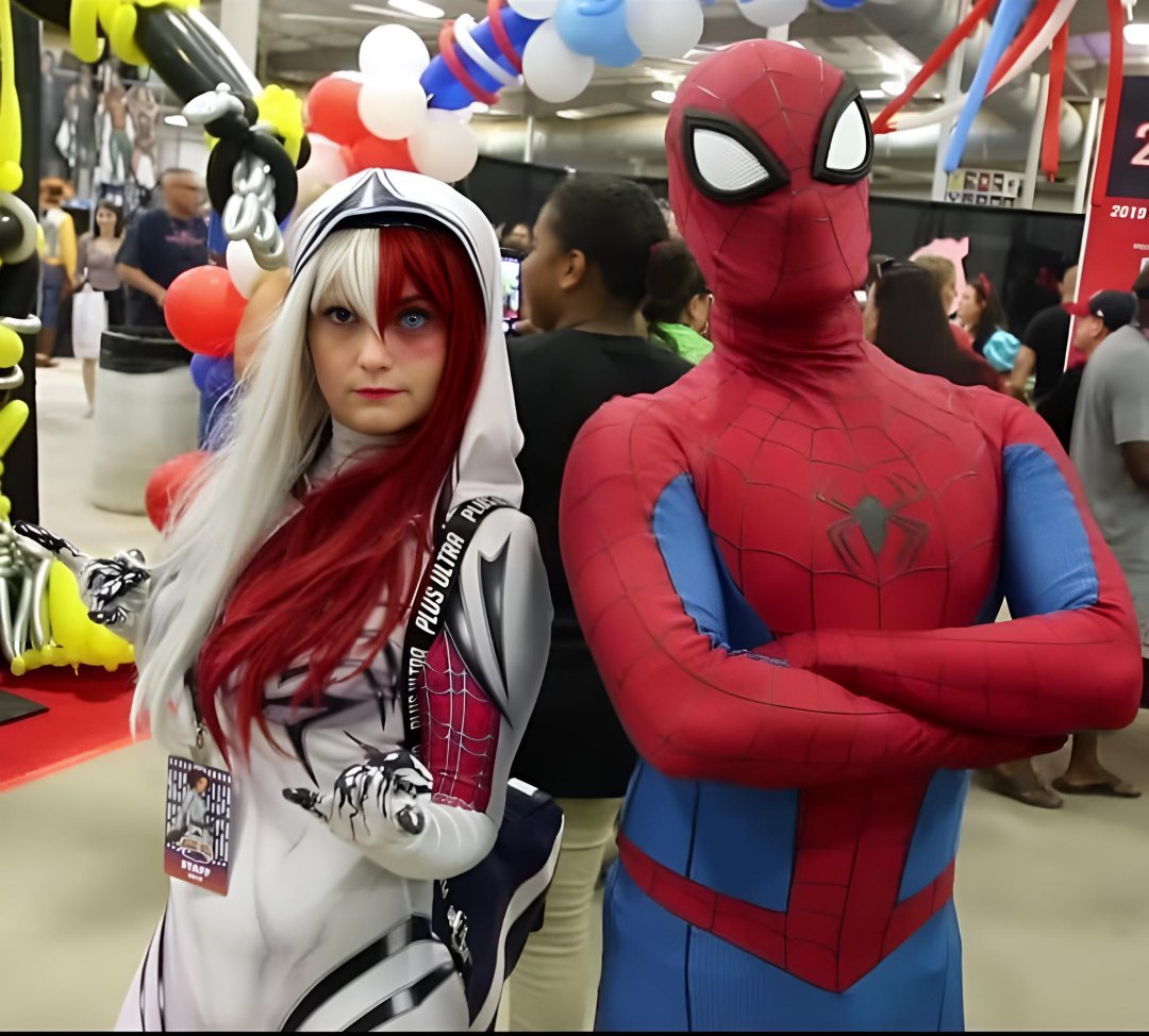 Spider-Man and Spider-Todoroki  #cosplaygirl #bokunoheroacademia #cosplay #todoroki #myheroacademia #spidergwen #fusioncosplay #marvel #spidergwencosplay #genderbend #genderbendcosplay #spiderman #spiderversecosplay