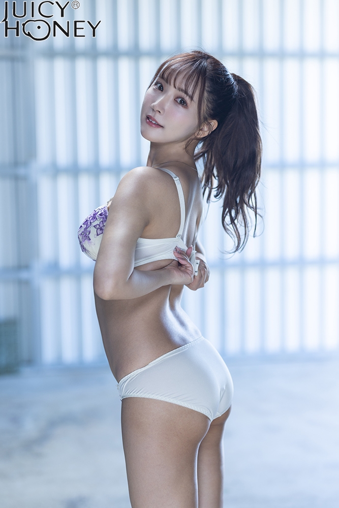 三上悠亜 カード