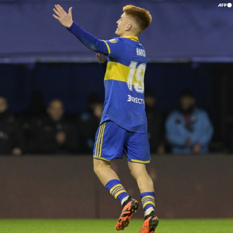 Participó en los 2 goles de Boca Juniors ante Nacional y marcó el penal definitivo. La figura en la noche en la que El Xeneize regresó a unos cuartos de final de Copa Libertadores de América. El chico de 19 años de edad que juega con la personalidad y jerarquía de un