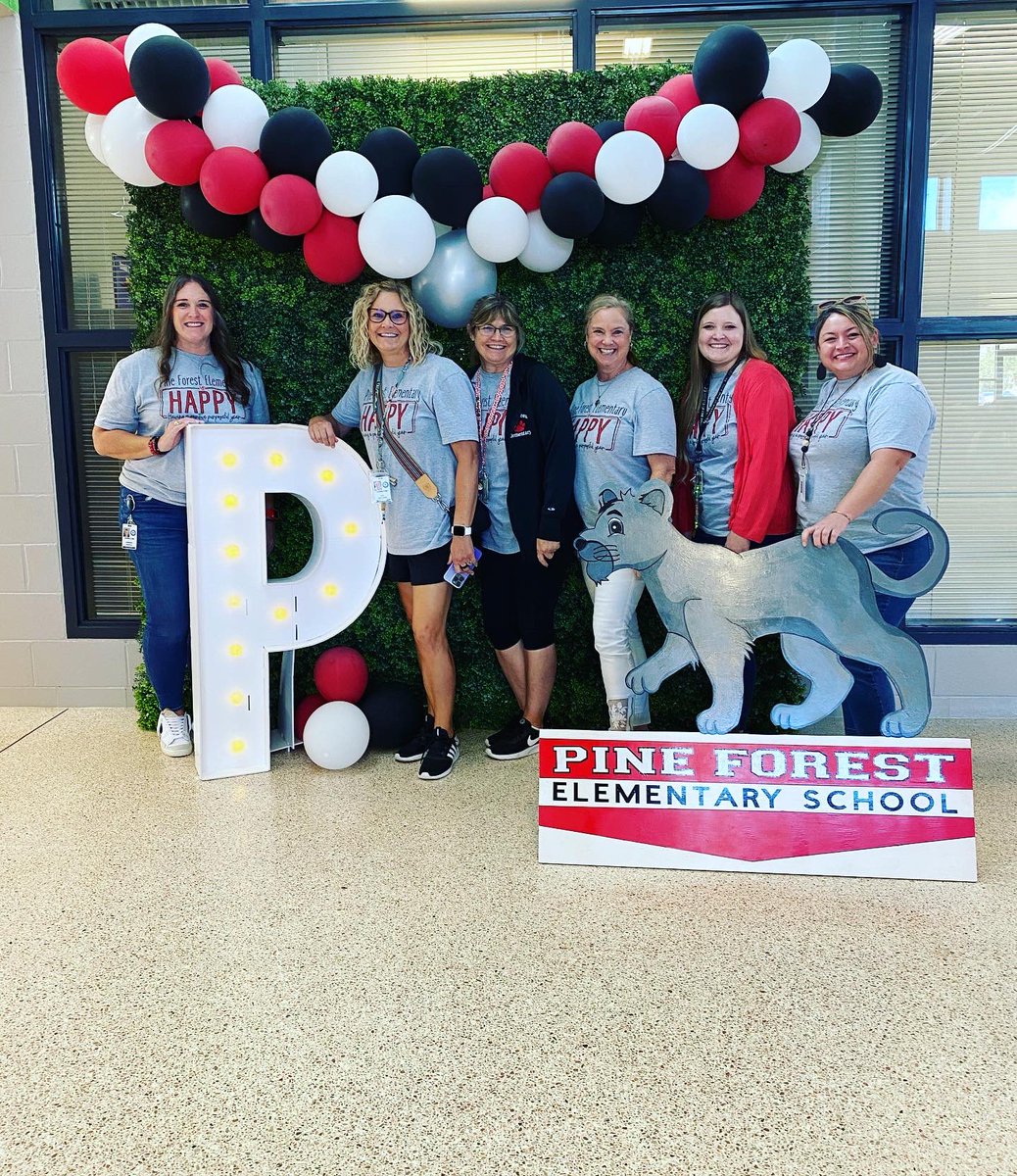 Ms_A_Despaux's tweet image. Fabulous First Day with most of the Specials Team! ❤️ Greet kids in the morning, Specials all day and Car rider, daycare &amp;amp; bus dismissal team! Love my Team! #PFEIsHappy #ShineALight @HumbleISD_PFE @beverlymford @MsThompson_PFE @rmatthews_pfe