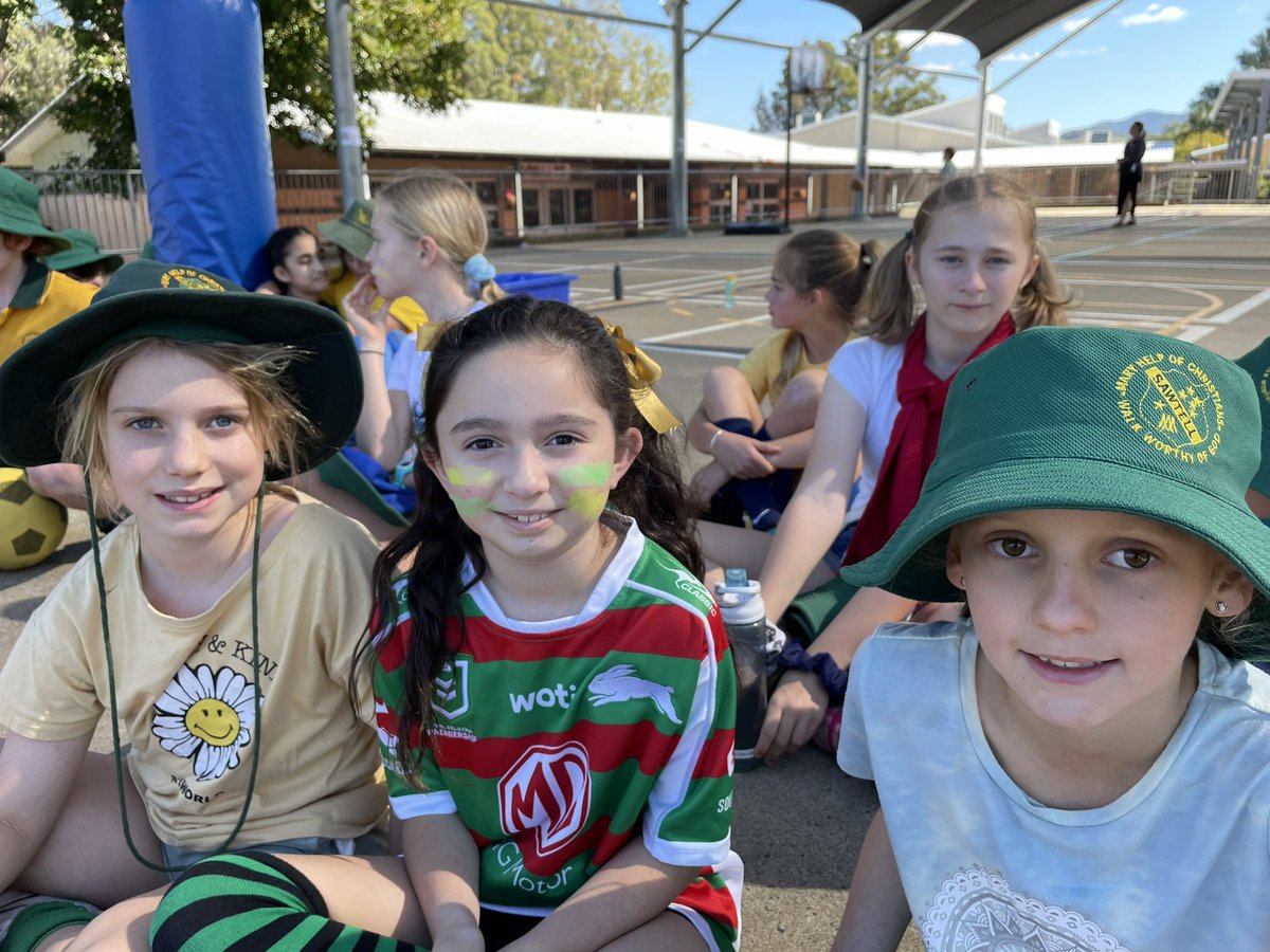 mhocyear3's tweet photo. World Cup Gala day highlights 🌟🌟🌟 https://t.co/kb0Er4IOAc