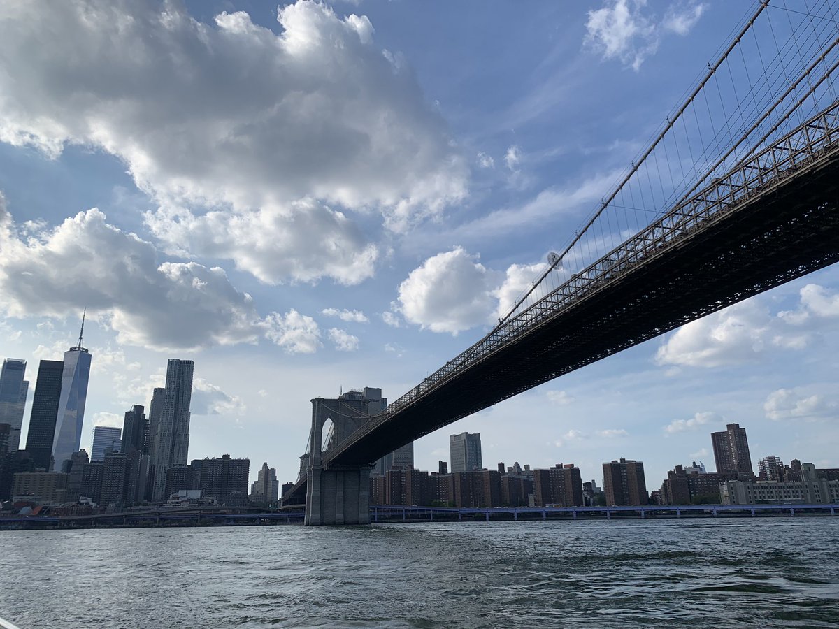 susan_soldier's tweet photo. De ponts i passejades  
#BrooklingBridge 
#ManhattanBridge 
#NovaYorrk https://t.co/cZJW2jrkdD