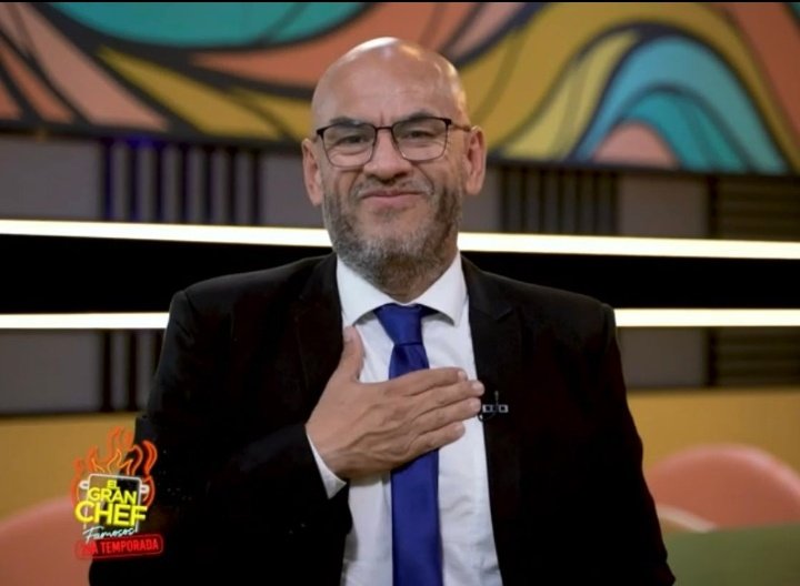 sxkurxsaav's tweet photo. NOOO PORQUÉ ELIMINARON A MR. PEET CRJO NO PUEDE SER #ElGranChefFamosos https://t.co/vGNydy5woE