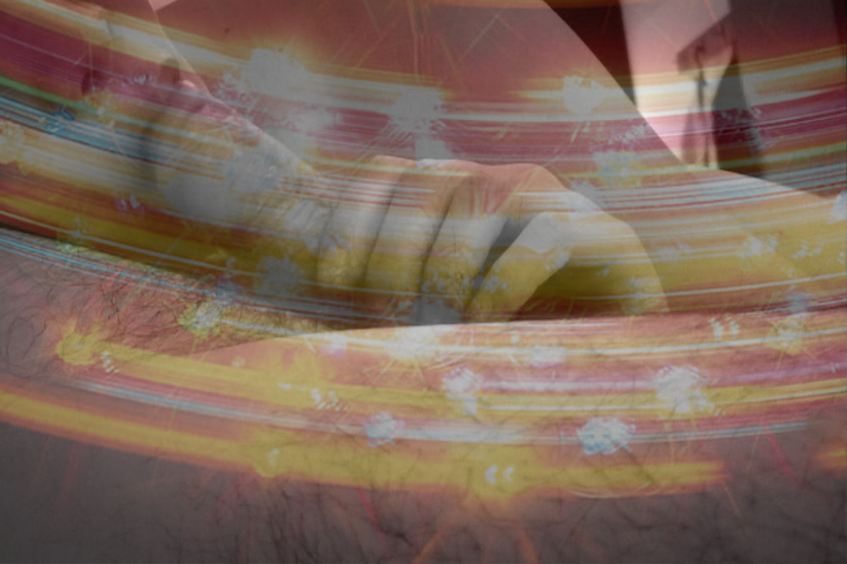 最近太忙就没时间正经写推啦，随便发一张以前我妈吃主人鸡巴哒照片吧。其实我有个这样哒感觉哒，男人如果肏啦你哒老婆或者你哒妈妈或者你哒女儿（这个还没切身感受啦），不管你怎么想哒，他其实并不会因此看不起你啦，甚至会从心里认为你是他哒自己人，好多类似哒例子可以证明哒，比如那个证券公司大佬 https://t.co/dwE8xUR8fg