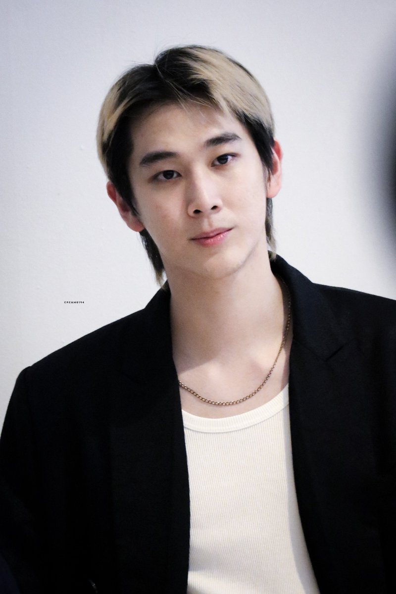 Cream0194's tweet photo. หล่อ!!!🫠

@mamannnnnn21 
#ต้าวมาแมน #ManSupakrit
#UltimateTroop 
#มอนโดรักโพสต์ลบลืม https://t.co/FB0hWXwrLt