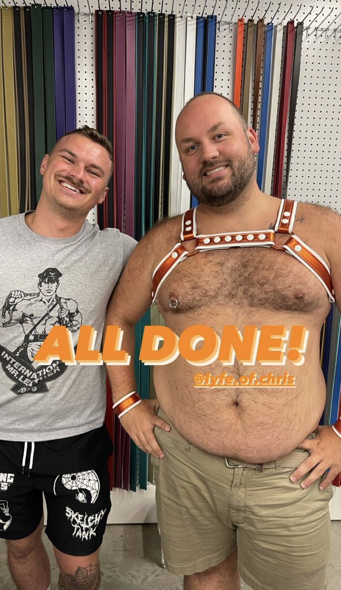 BearDunOfficial's tweet photo. @_ThatMidwestGay did some good work tonight on his first harness build!

It’s giving BB8. 🧡🤍🧡🤍 https://t.co/xqCn4U2lSv