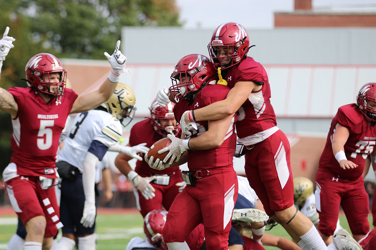 Excited to receive an offer from Muhlenberg College! <a href="/JakobWoods/">Jakob Woods</a> <a href="/22CoachMoe/">Moe Stallings</a> <a href="/DigInMules/">Muhlenberg Football</a>
