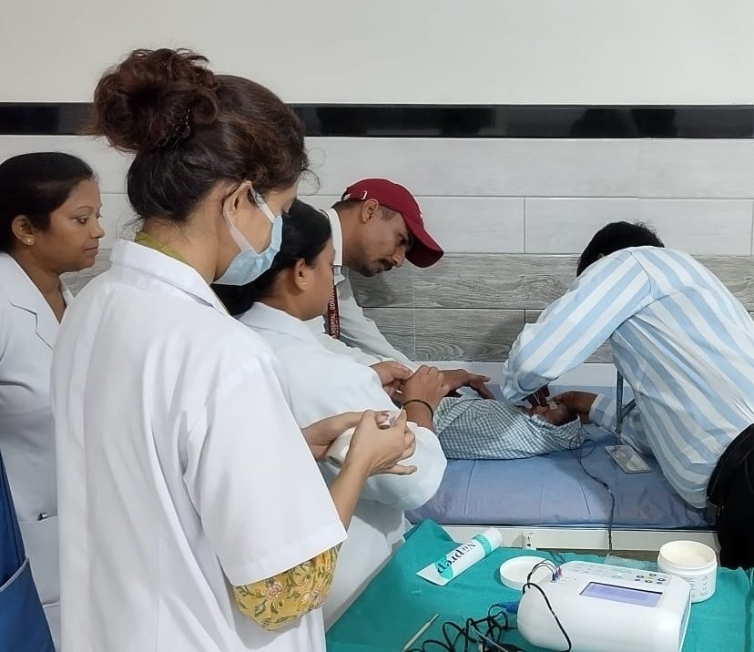 36Garhi's tweet photo. Thank you very much #AlchemyCapitalManagement Pvt Ltd for helping us set up an Early Screening Unit at Fatima Hospital/ @Purvanchal Gramin Sewa Samiti, Gorakhapur. This unit will go a long way in supporting #deafblind children. @senseindia https://t.co/VQ5iFwApon