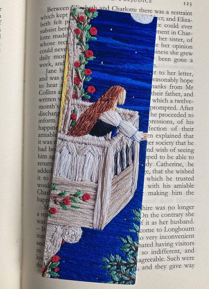 I missed #BookLoversDay yesterday so I thought I would do another Bookmark of the day - this time it’s Juliet, taken from my embroidery that was inspired by Shakespeare’s play Romeo & Juliet… 😊🧵📚🎭💔🔖 *link in bio if you want to to view more* #stitchedart #thesewingsongbird