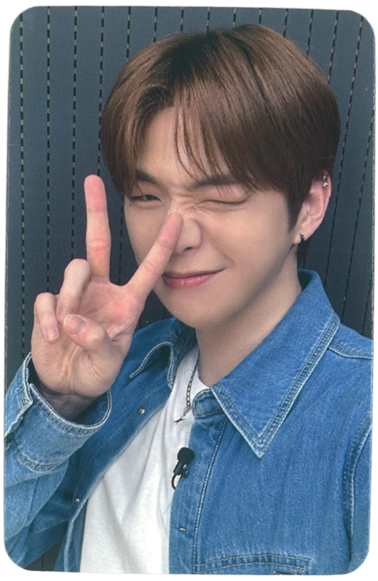 DanielK_Scanner's tweet image. 강다니엘 REALIEZ 프롬스토어 네이버 라이브쇼핑 미공포 스캔
#강다니엘 #KANGDANIEL