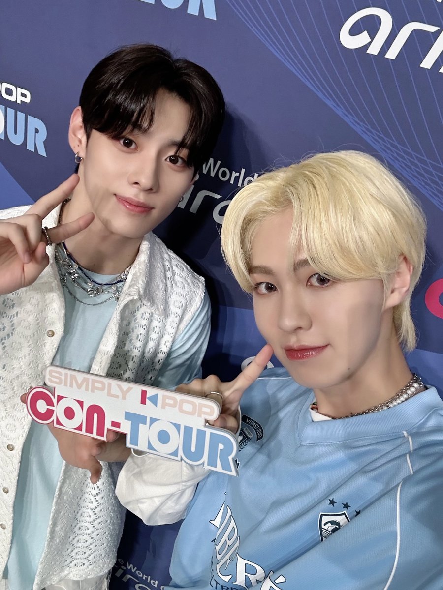 SIMPLY K-POP tweet media