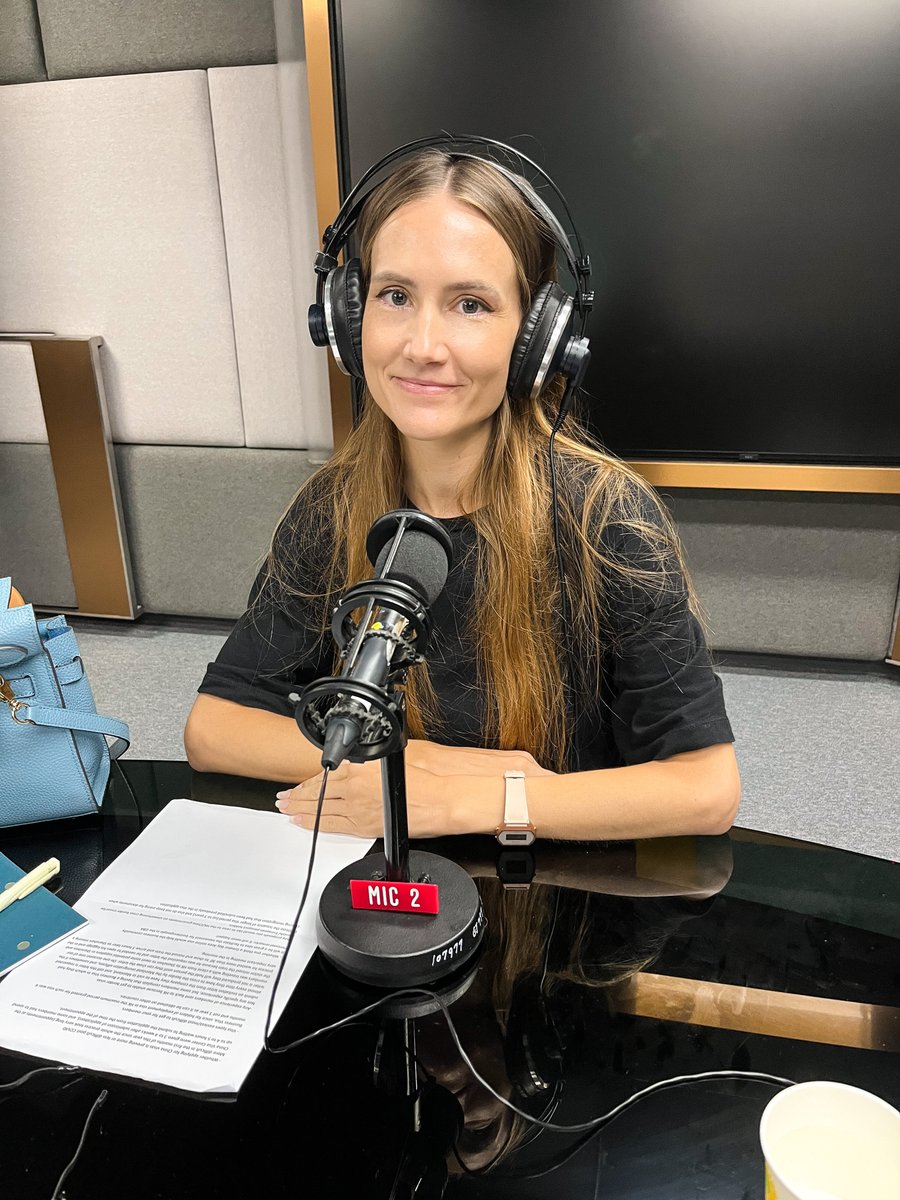 Spanish Chamber of Commerce in Hong Kong (@scchongkong) on Twitter photo Our General Manager, Xenia Vives, has been invited to <a href="/rthk_enews/">RTHK English News</a> today to discuss the various challenges encountered by foreigners when seeking visas to visit mainland China, both for business purposes and as tourists.
You can listen to the show here:
rthk.hk/radio/radio3/p… Our General Manager, Xenia Vives, has been invited to <a href="/rthk_enews/">RTHK English News</a> today to discuss the various challenges encountered by foreigners when seeking visas to visit mainland China, both for business purposes and as tourists.
You can listen to the show here:
rthk.hk/radio/radio3/p…
